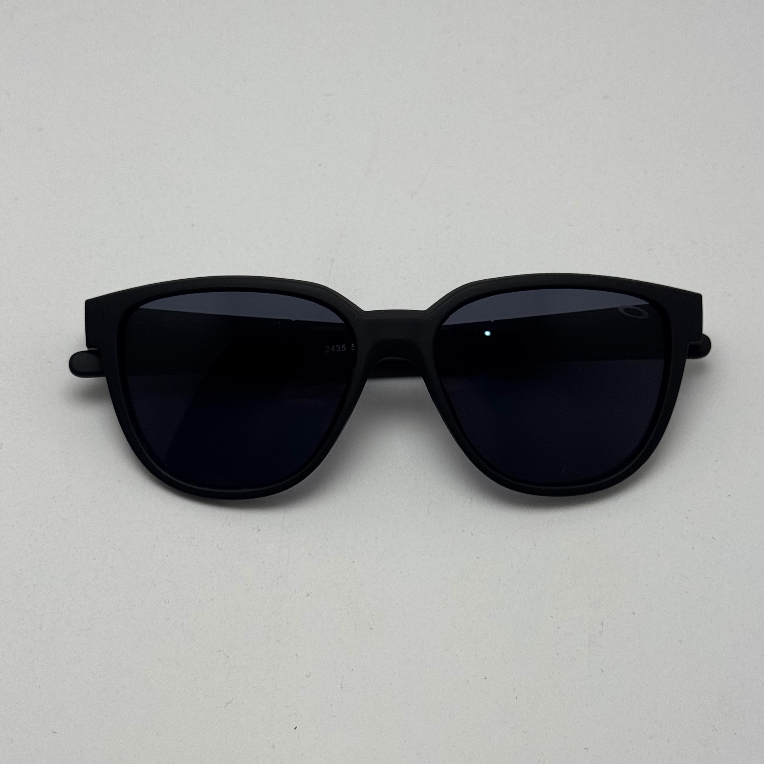 عینک آفتابی اوکلی سبک OAKLEY آمریکایی مشکی کد 2435