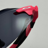 عینک آفتابی اسپرت Oakley اوکلی با لنز PRIZM مشکی دسته صورتی کد 9407