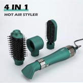 سشوار برسدار حالتدهنده 1000 وات وی جی ار مدل V-493، موتور DC، وزن 300 گرم، المنت سرامیک، دارای سری متمرکزکننده باریک، متمرکزکننده پهن، سری برسدار گرد پهن، سری برسدار تخت با ویژگی صافکنندگی، حجمدهندگی، با قابلیت باد سرد