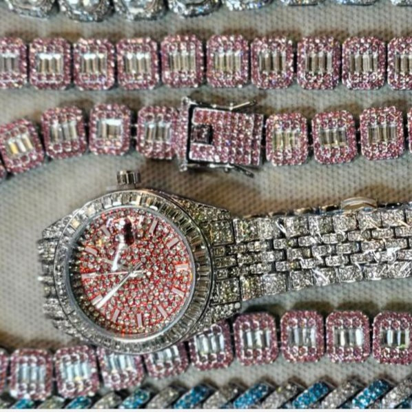ست گردنبند و دستبند و ساعت صفحه دایره و مربع فول نگین زنانه تنوع طرح و رنگ رنگ ثابت کد vn