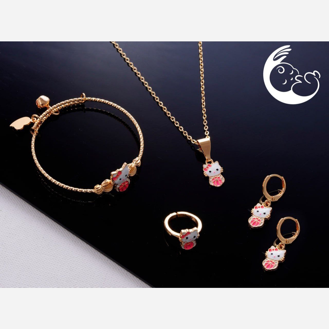 ست سرویس بچه گانه انگشتر-دستبند-گردنبند-گوشواره طرح اسب بالدار فری سایز رنگ ثابت و طرح های دیگر