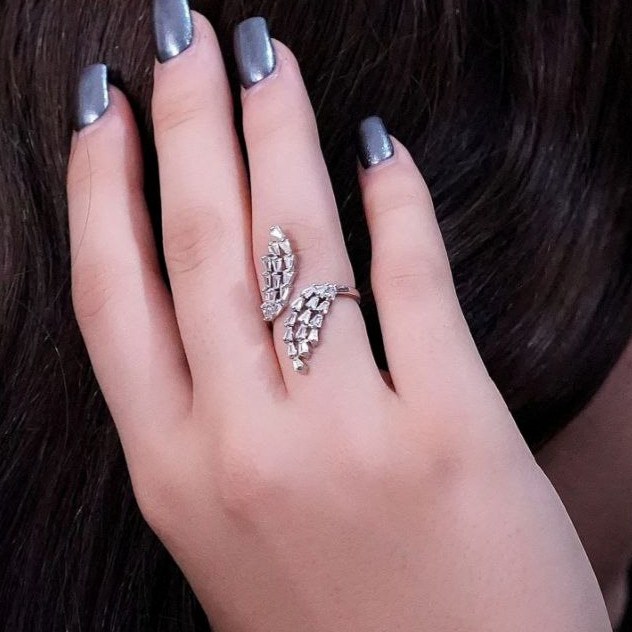 انگشتر جواهری زنانه جواهری نگین دار فانتزی فری سایز freesize رنگ ثابت کد mp