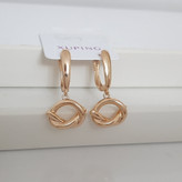 گوشواره ژوپینگ کاملا رنگ ثابت با طلا مونمیزنه و مناسب استفاده مدام ورق بزنید لطفا
