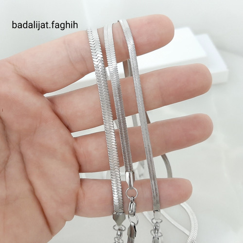 گردنبند ماری استیل رنگ ثابت درجه یک با آبکاری طلا سفید ورق بزنید لطفا