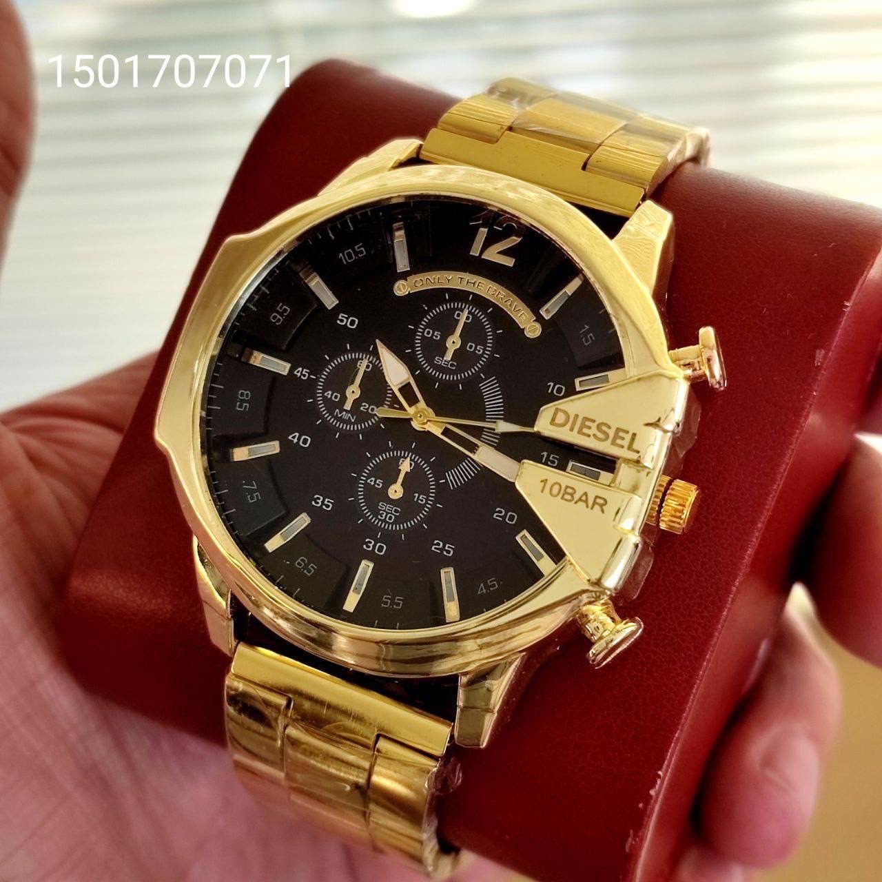 ست لوکس مردانه ساعت مارک دیزل DIESEL با حک برند و ست گردنبند و دستبند ارسال رایگان