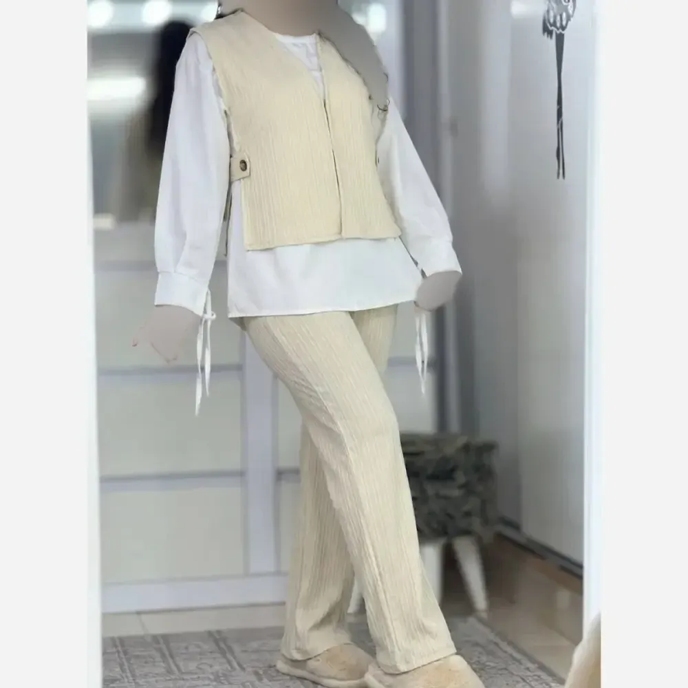 ست سه تکه زنانه مدل عفاف جنس آیوا و داکرون فری سایز 36 تا 46