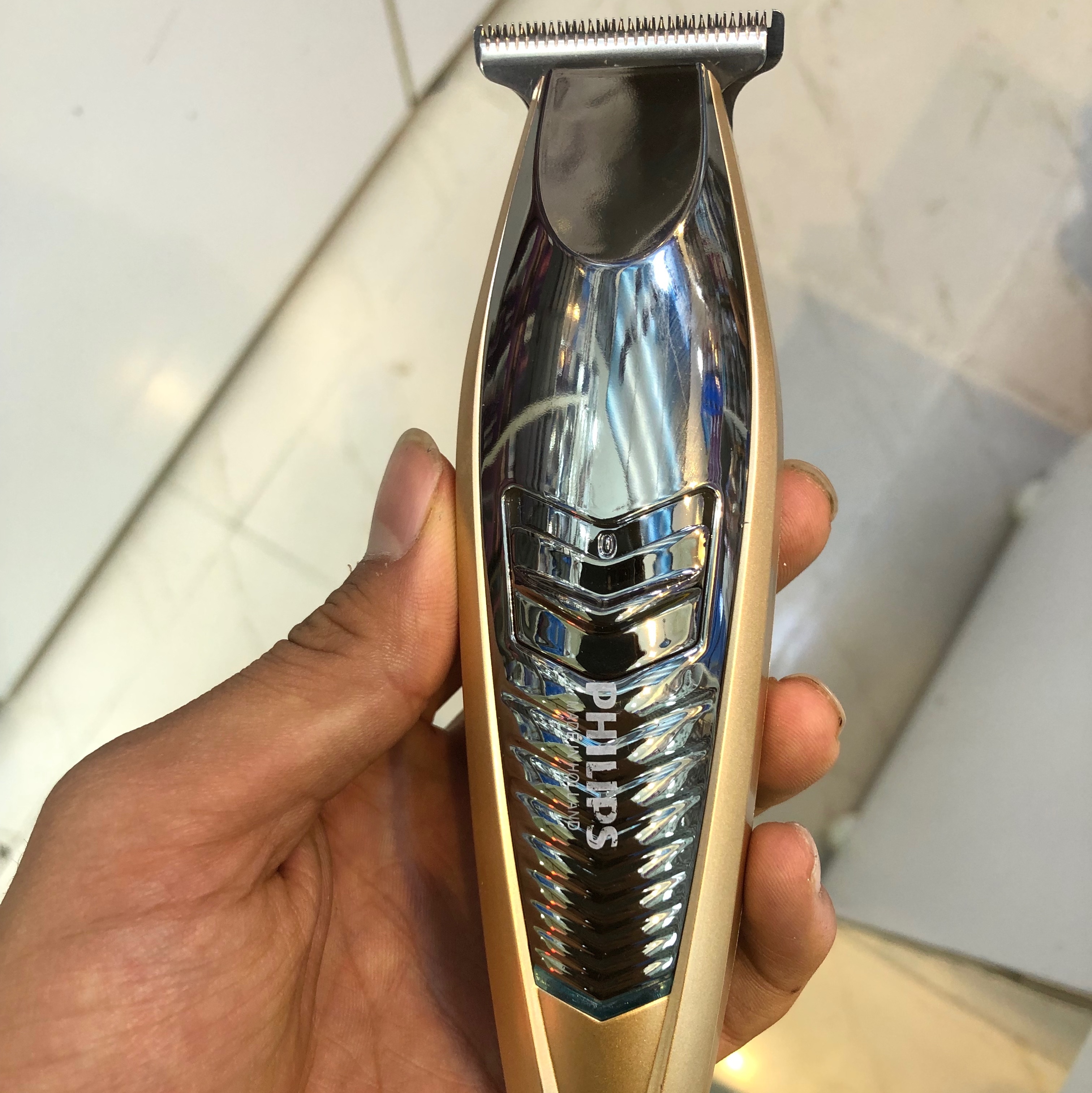 ماشین اصلاح حرفه ای فیلیپس PH-952