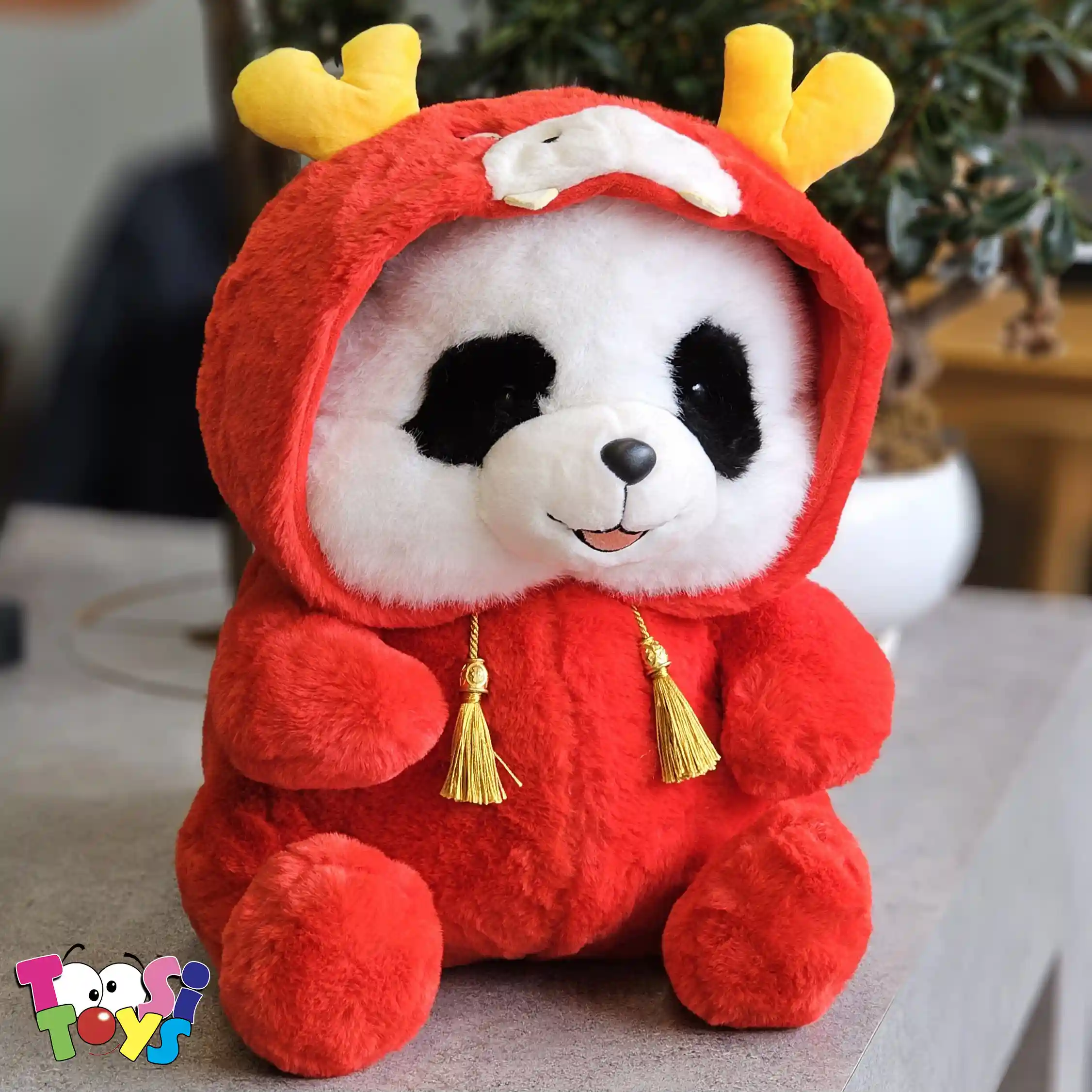 عروسک پاندا لباس قرمز