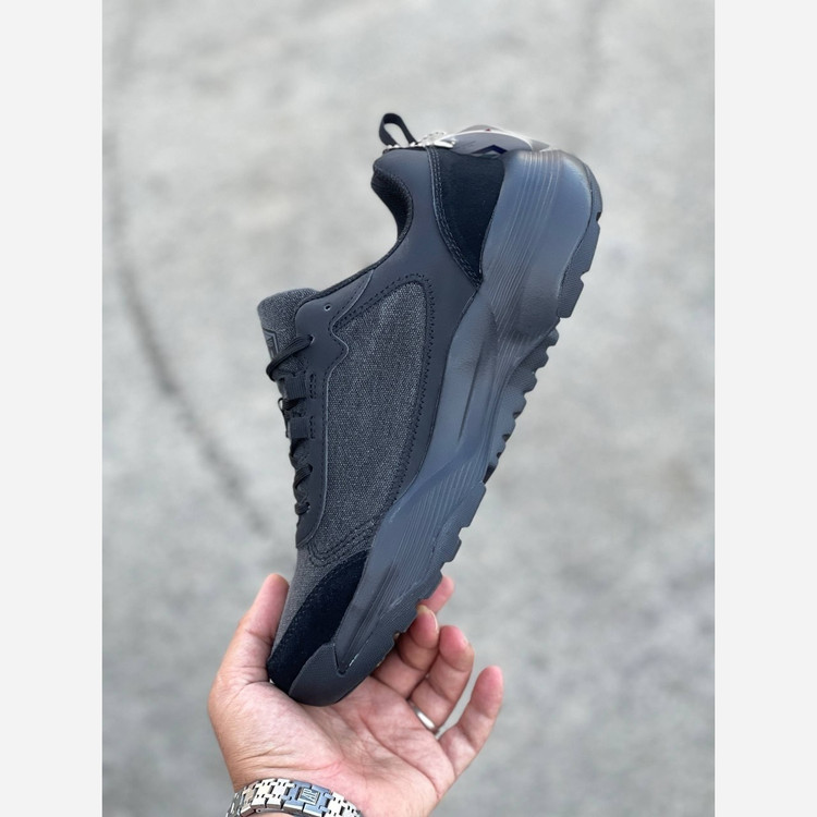 اسکیچرز مردانه مدل go walk مناسب طبیعتگردی