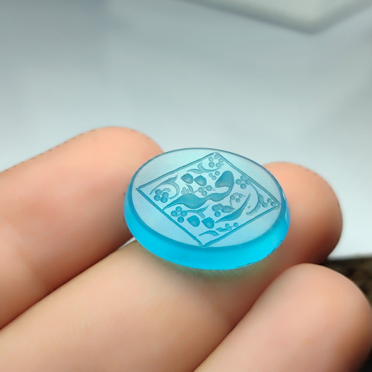 نگین عقیق آبی حکاکی یارقیه  کد 2351